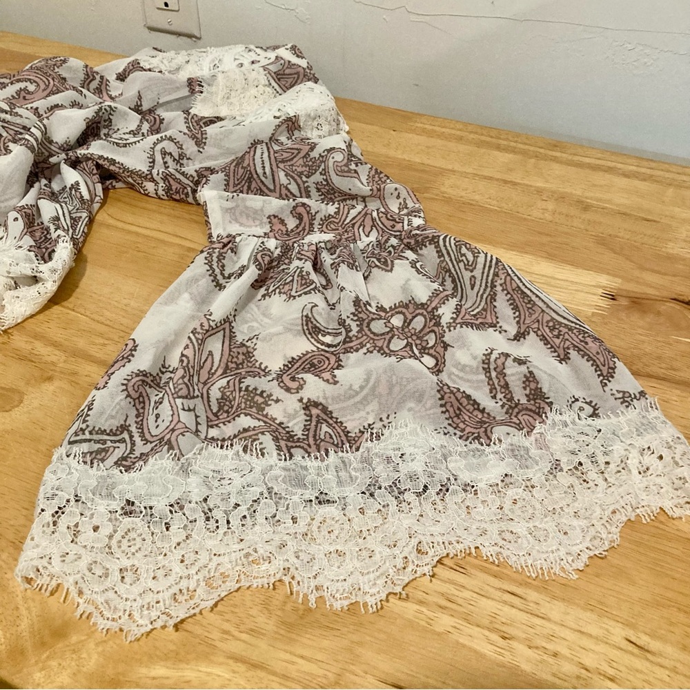 Loft Bohemian Sheer Bell Sleeve Lacy Blouse Paisley Pink Purple Off-White Small - Picture 15 of 16
